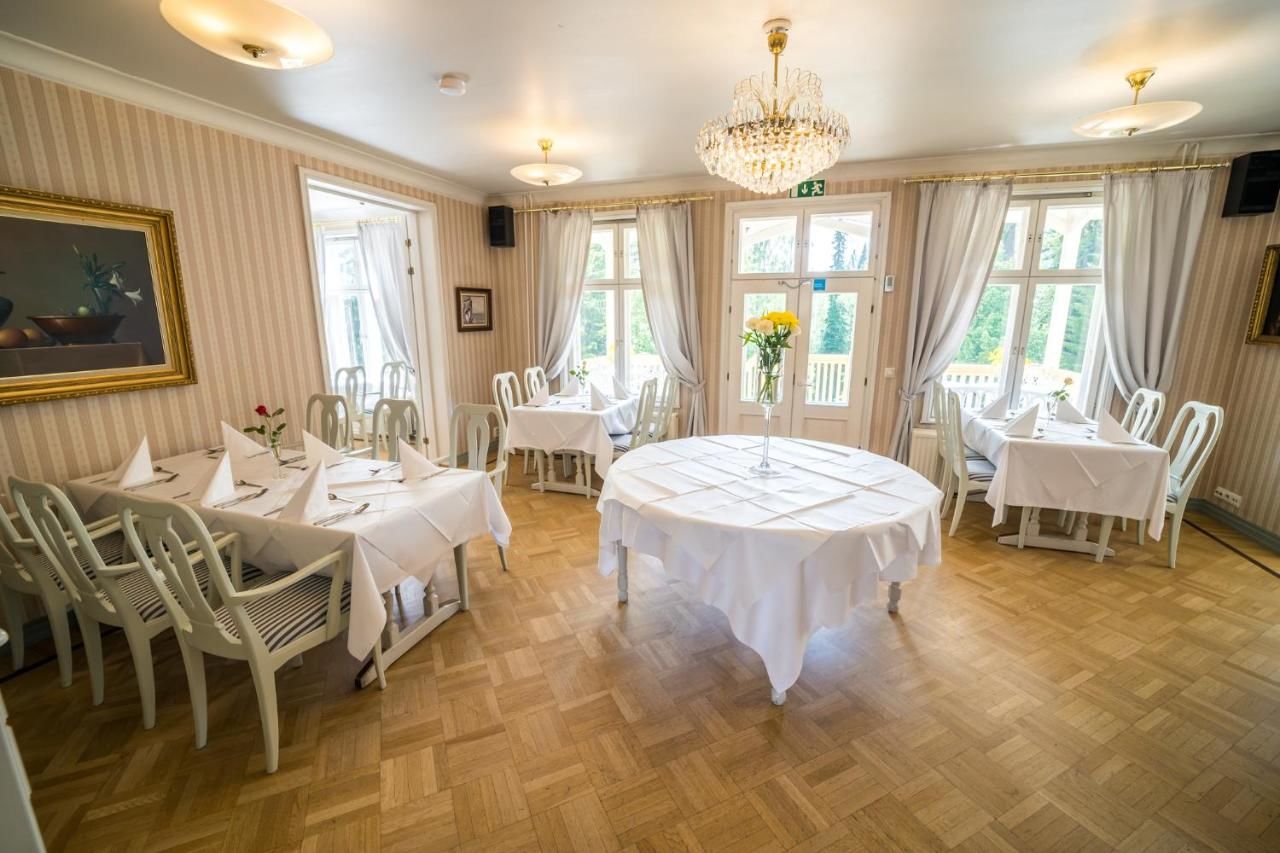 Отель Karolineburg Manor House Hotel Каяани-13