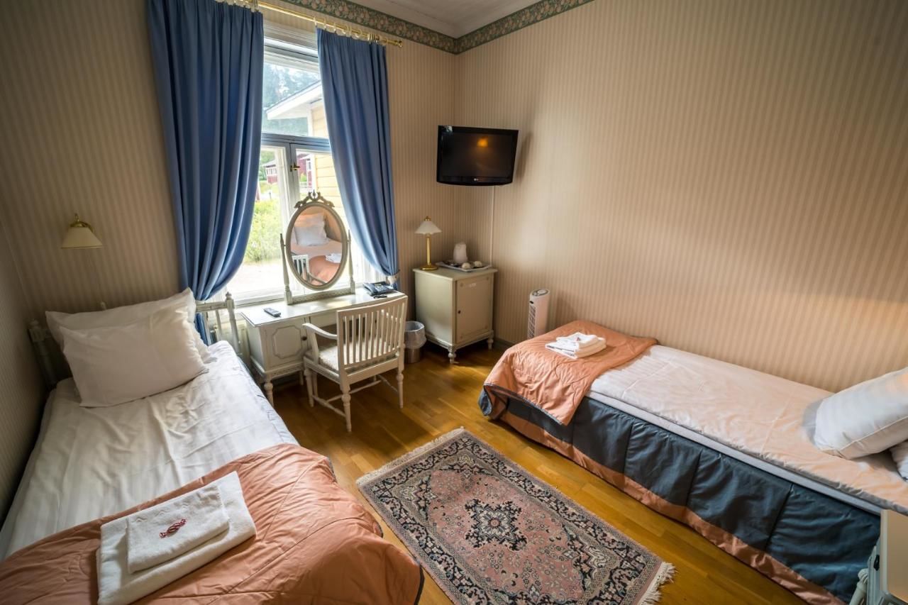 Отель Karolineburg Manor House Hotel Каяани-31